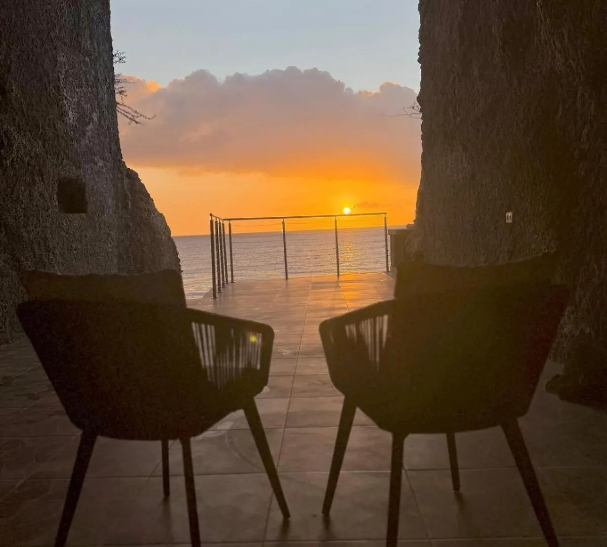 Feriehus The Cave Beach House Lagun